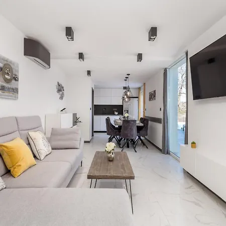 Corichi Villa *